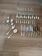 Complete verzilverde en nieuwe set Haags lofje bestek, Huis en Inrichting, Keuken | Bestek, Nieuw, Ophalen of Verzenden, Vaatwasserbestendig