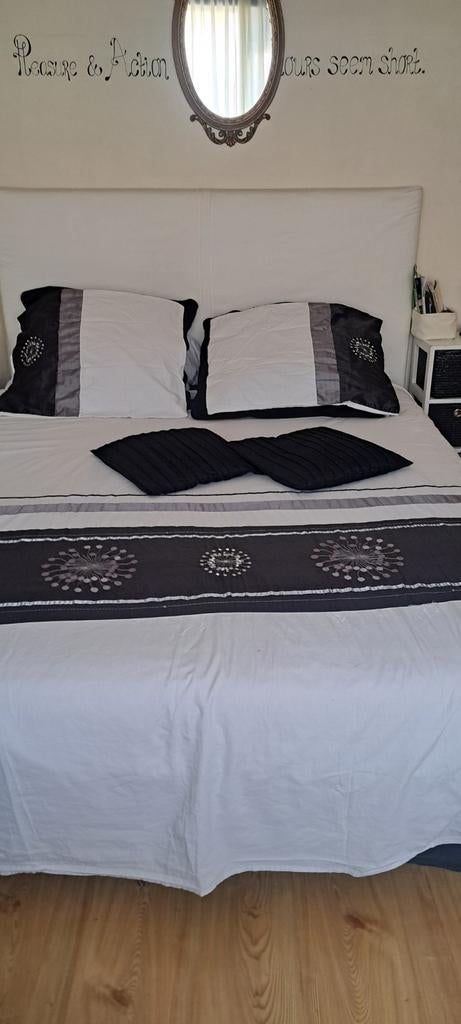 Lits Jumeaux Dekbedovertrek 240/200 wit-zwart, Huis en Inrichting, Slaapkamer | Beddengoed, Wit, Dekbedovertrek, Tweepersoons