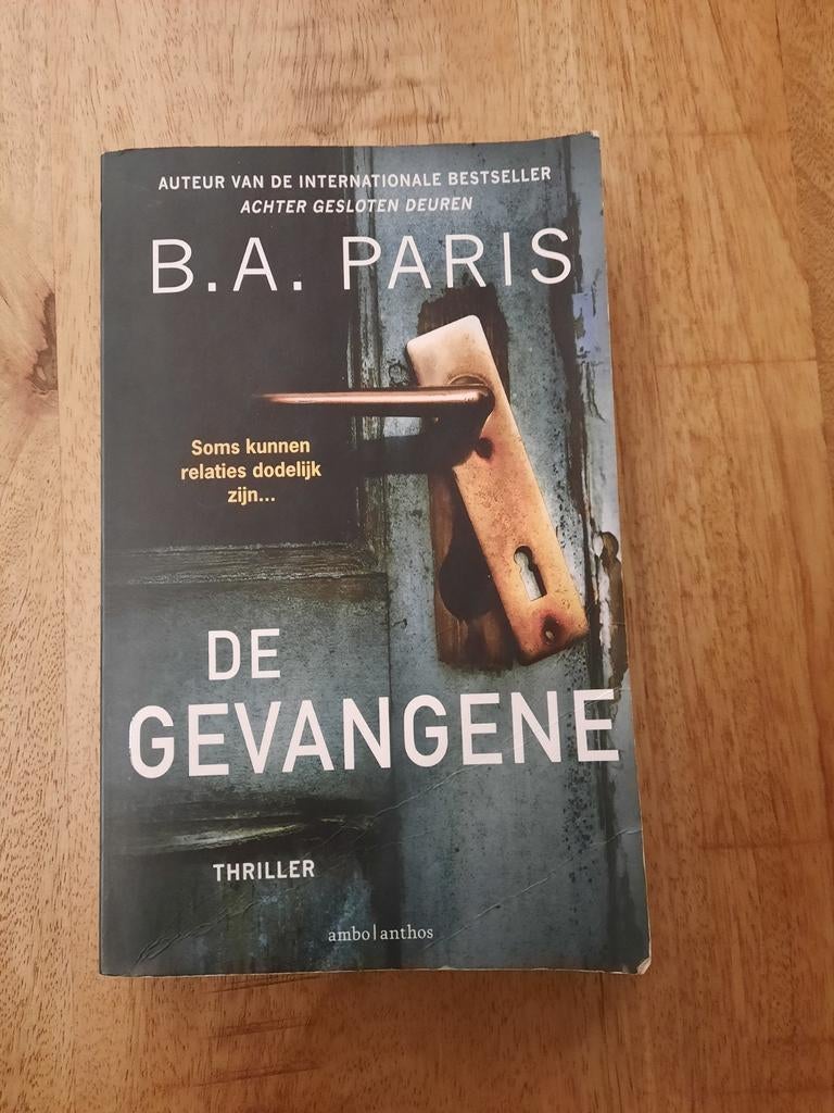 Boek B.A. Paris de gevangene, Boeken, Thrillers, Ophalen, Gelezen