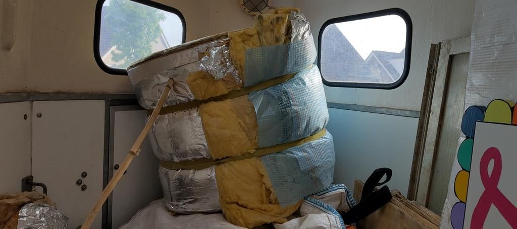 Gratis Steenwol Isolatie - Ophalen voor Donderdag, Doe-het-zelf en Verbouw, Isolatie en Afdichting, Steenwol, Zo goed als nieuw