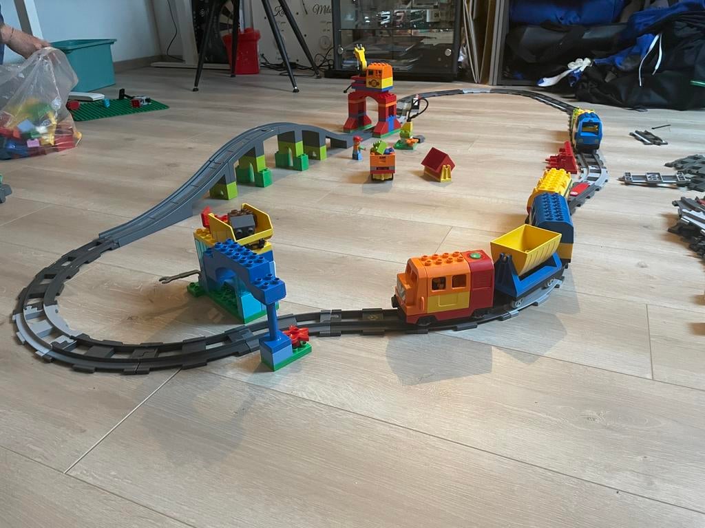 Duplo goederentrein 10508 met vele extras en 2 treinen, Kinderen en Baby's, Speelgoed | Duplo en Lego, Ophalen of Verzenden, Zo goed als nieuw