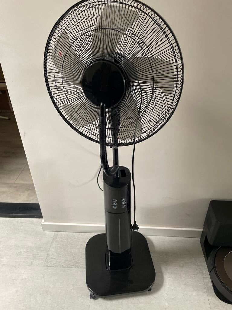 Ventilator met waterreservoir - defect, voor handige klusser, Ophalen, Niet werkend, Statiefventilator