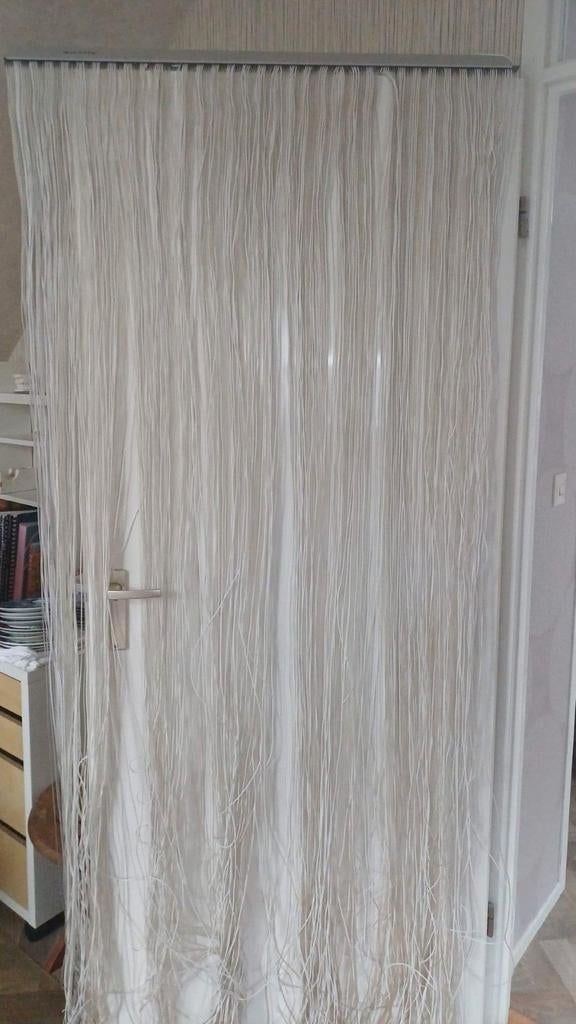 Vliegengordijn, Ophalen