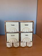 Oud kruidenrekje met keramische lades, Ophalen