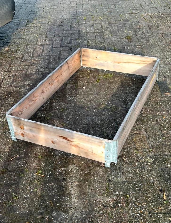 Palletranden    pallet rand, Tuin en Terras, Kweekspullen, Zo goed als nieuw, Kweekbak, Ophalen