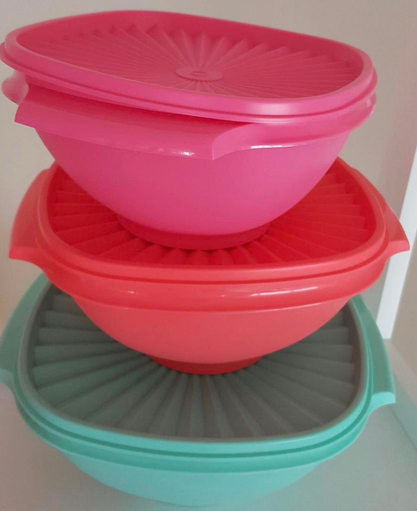 Nieuwe Tupperware Drie Delig Set Nieuw, Ophalen of Verzenden, Nieuw, Rood, Schaal