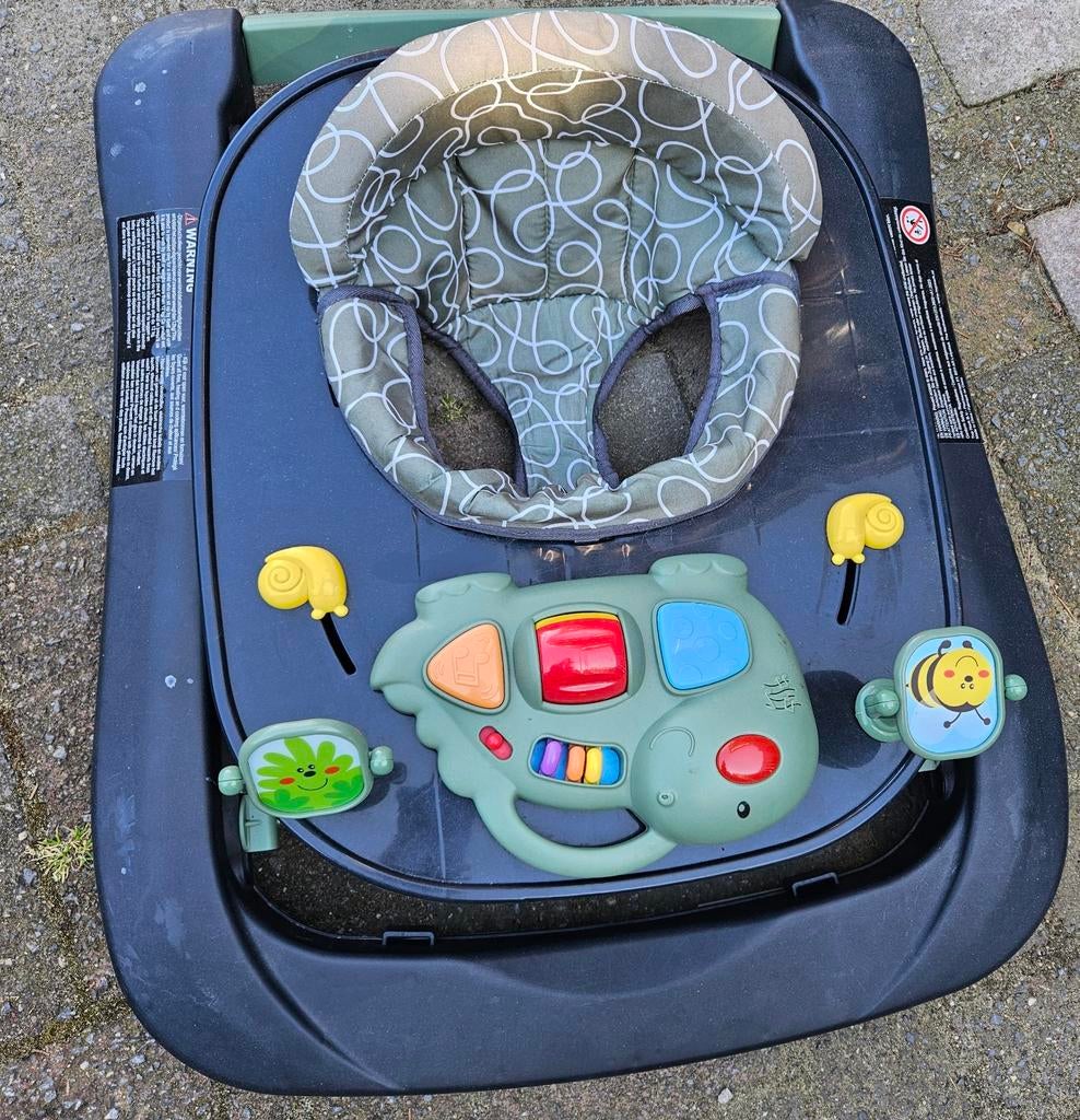 Loopstoel met speelpaneel - Veilig en vermakelijk, Ophalen of Verzenden, Gebruikt