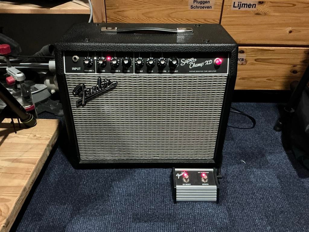 Fender Super Champ XD Gitaarversterker+Footswitch+hoes, Muziek en Instrumenten, Ophalen, Zo goed als nieuw, Gitaar, Minder dan 50 watt