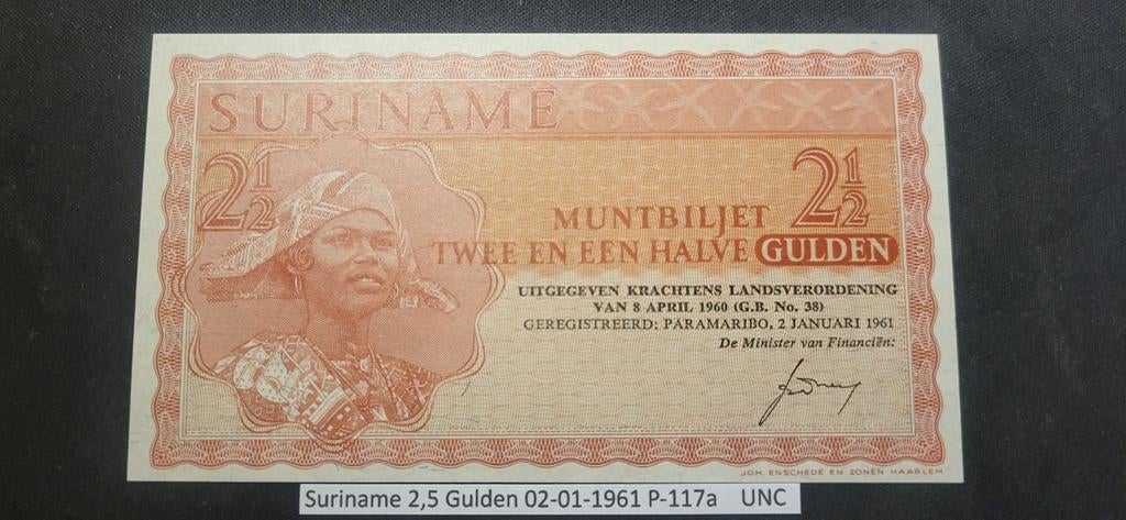Suriname 2,5 Gulden 02-01-1961 P-117a UNC, Ophalen of Verzenden