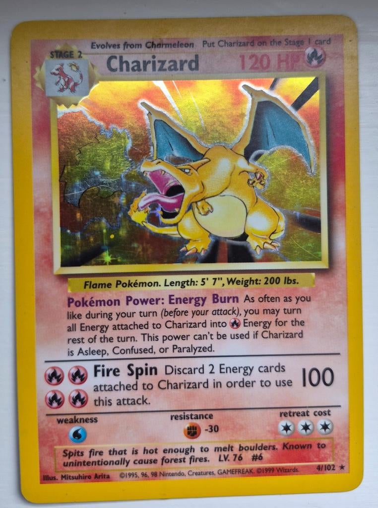 Charizard Base Set Pokémon Kaart - Holo 4/102, Ophalen of Verzenden