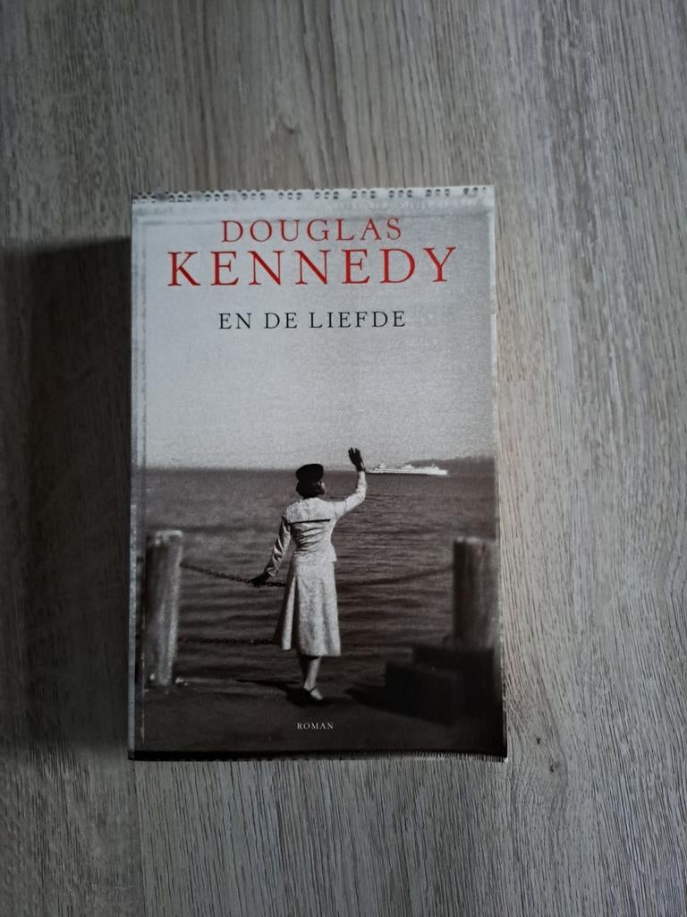 Douglas Kennedy En de liefde leesboek roman, Boeken, Ophalen of Verzenden, Zo goed als nieuw, Douglas Kennedy