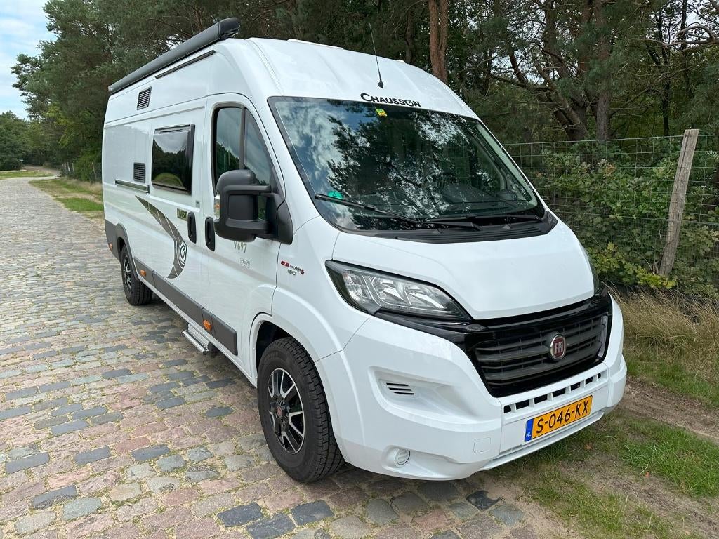Buscamper 6.40mtr Fiat Ducato Chausson twist 594v 2018, Caravans en Kamperen, Campers, Chemisch toilet, Buscamper of Camperbus