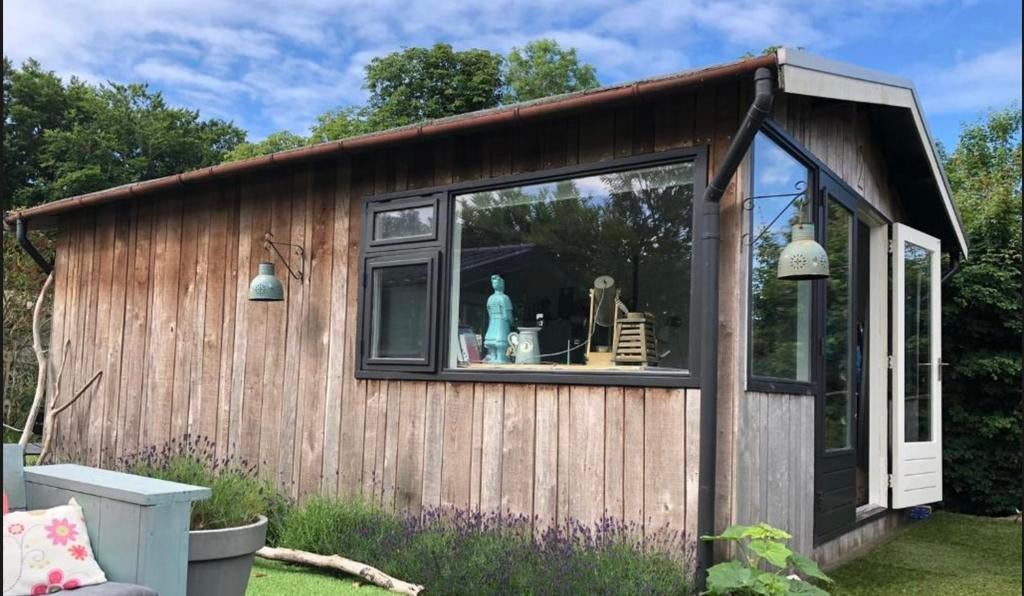 Uniek vakantiehuisje aan strand in Rockanje te koop, Vakantie, Vakantiehuizen | Nederland, Zuid-Holland, Chalet, Bungalow of Caravan