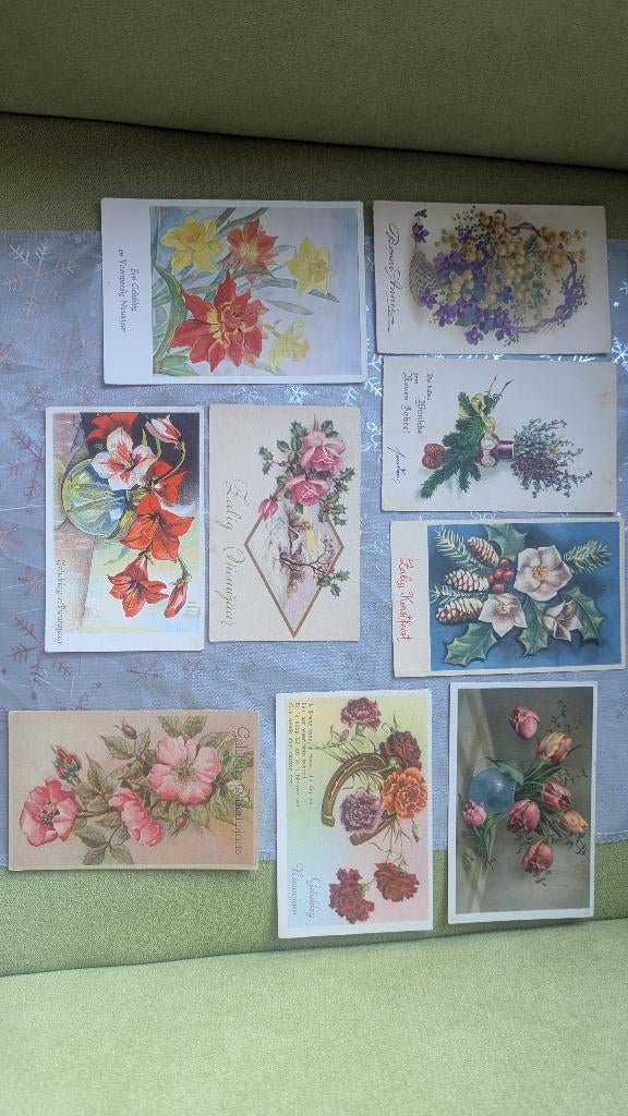 Brocante kerstkaarten nieuwjaarskaarten bloemen, Ophalen of Verzenden, 1940 tot 1960, Gelopen, Feest(dag)