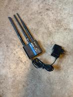 Teltonika RUT240 4G LTE Router - Compact & Robuust, Ophalen of Verzenden, Gebruikt, Router met modem