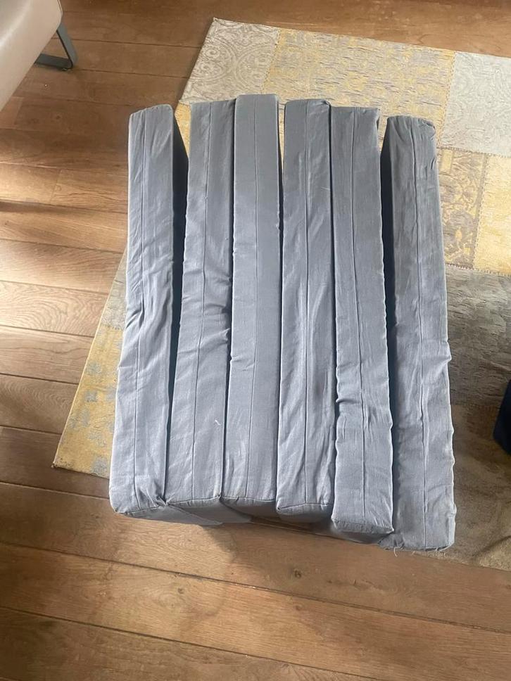 Logeermatras / Stoel / Poef 3-in-1, Huis en Inrichting, Banken | Voetenbanken en Poefen, Gebruikt, 50 tot 75 cm, 125 cm of meer