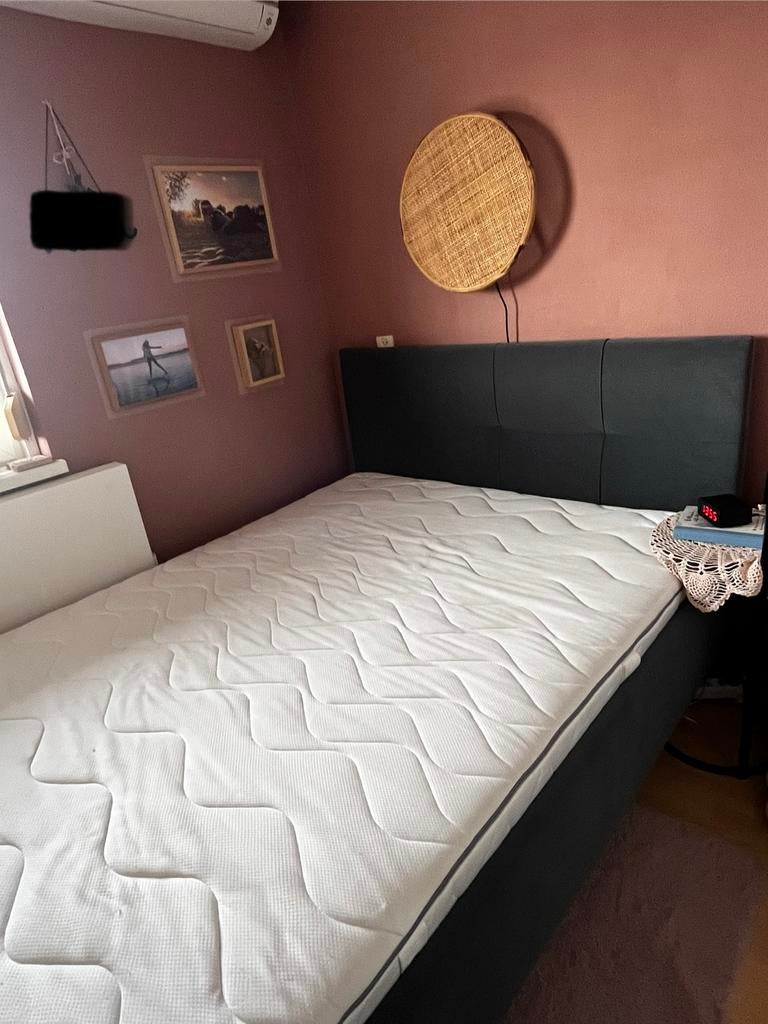 Bed grijs Emma (Leenbakker) 140x200, Ophalen, Zo goed als nieuw, Twijfelaar