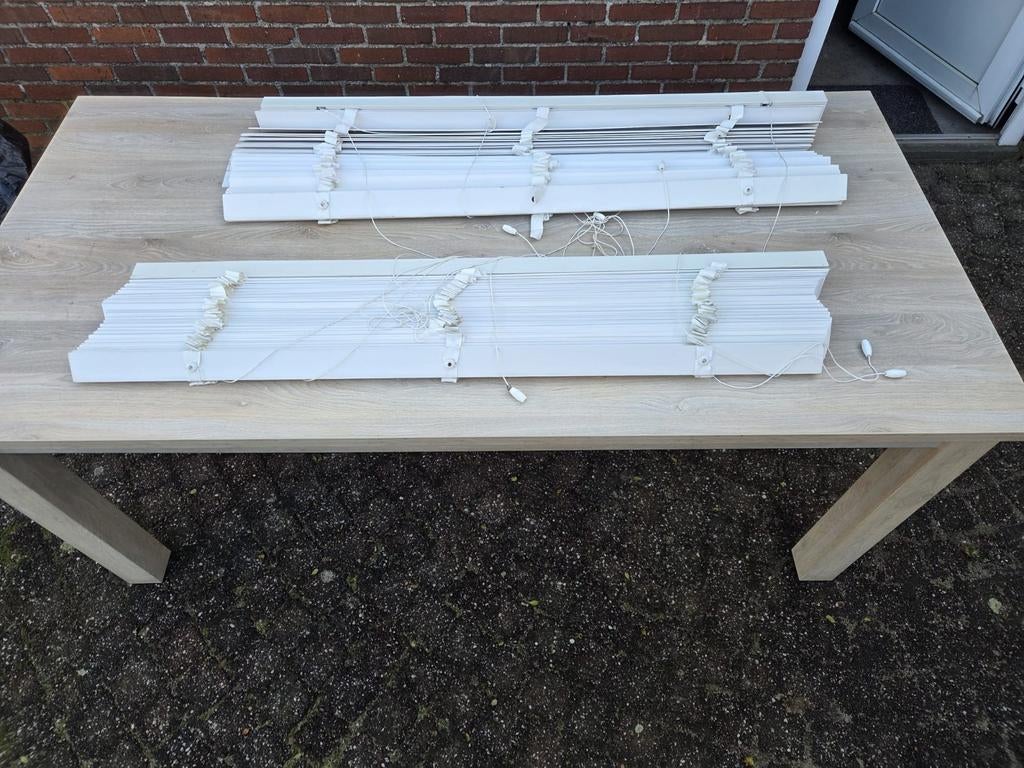 2 Houten Jaloezieën gebroken wit, Huis en Inrichting, Stoffering | Gordijnen en Lamellen, Ophalen, Wit, 150 tot 200 cm