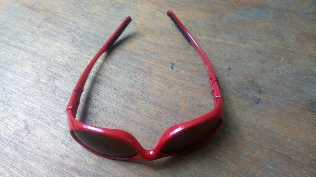 Kinderzonnebril, Kinderen en Baby's, Kindermode-accessoires, Ophalen of Verzenden, Gebruikt