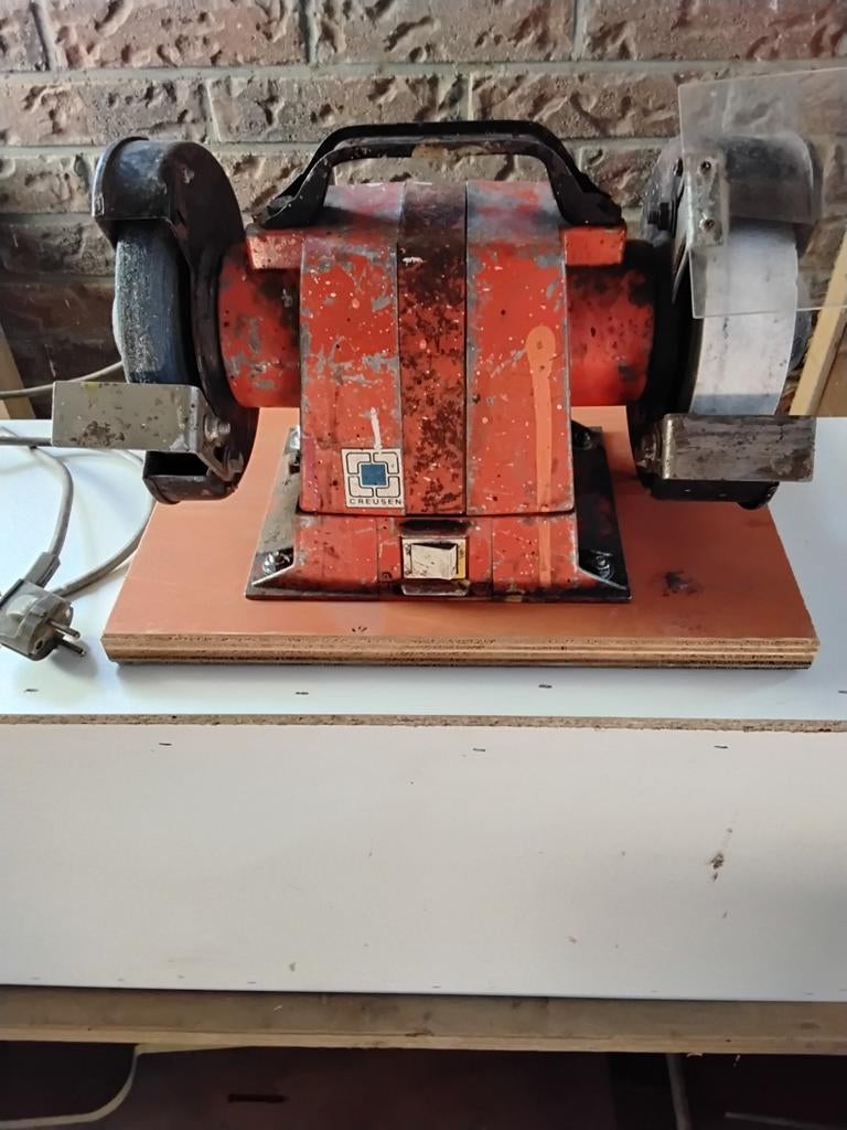 Creusen Werkbankslijpmachine DS-2150 TS - Goed Werkend, Ophalen of Verzenden, Gebruikt, Minder dan 700 watt, Werkbankslijpmachine