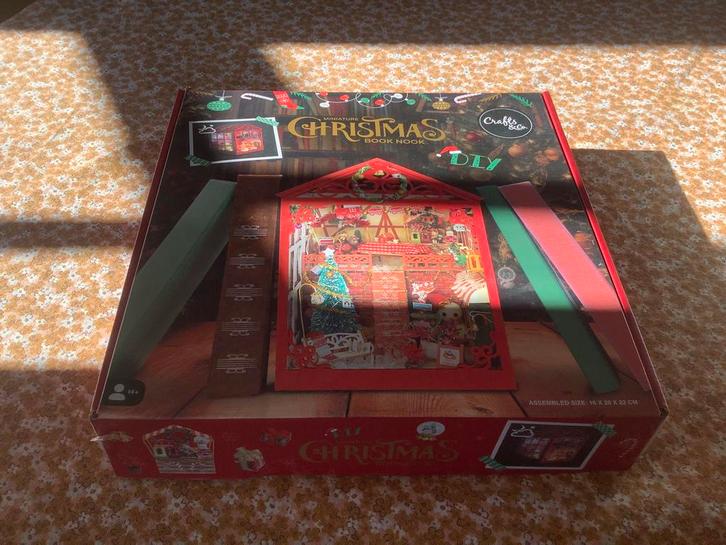 Craft & co christmas knutsel huis, Hobby en Vrije tijd, Verzamelkaartspellen | Yu-gi-Oh!, Zo goed als nieuw, Ophalen of Verzenden