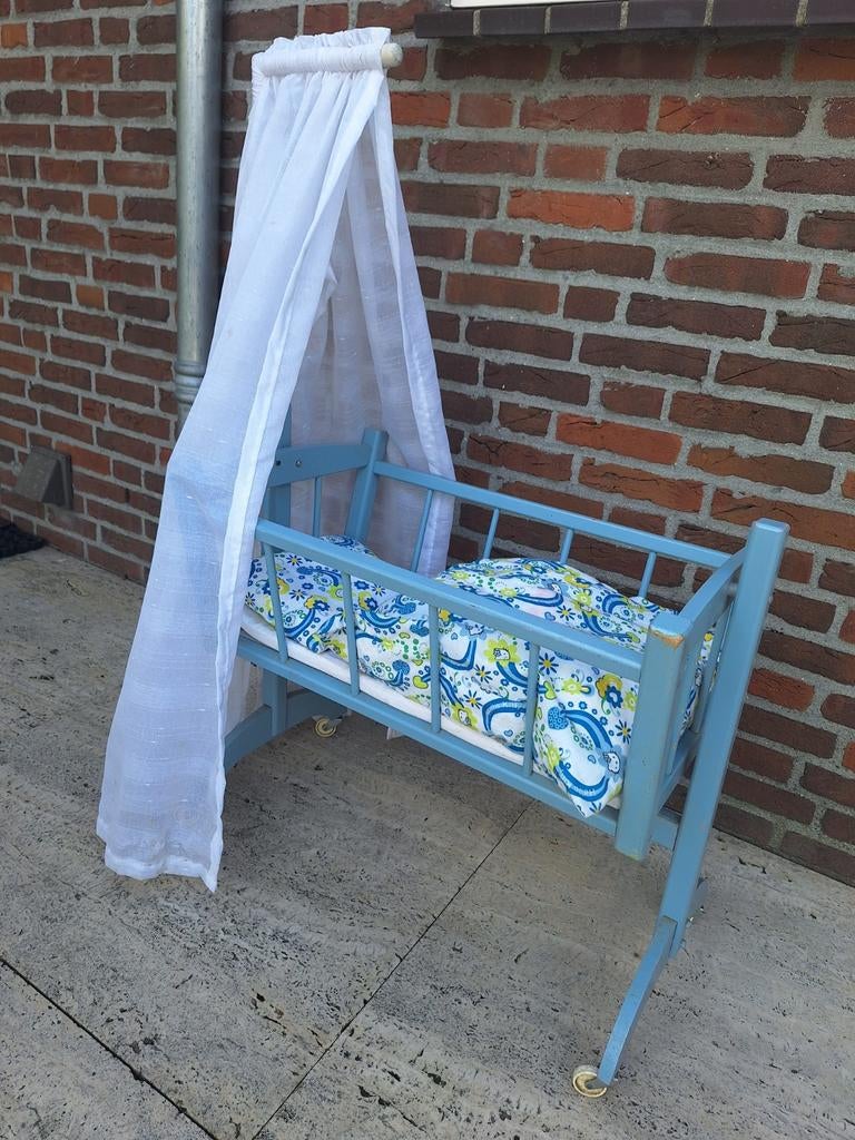 Poppenbedje, Ophalen, Gebruikt, Minder dan 140 cm, Minder dan 70 cm