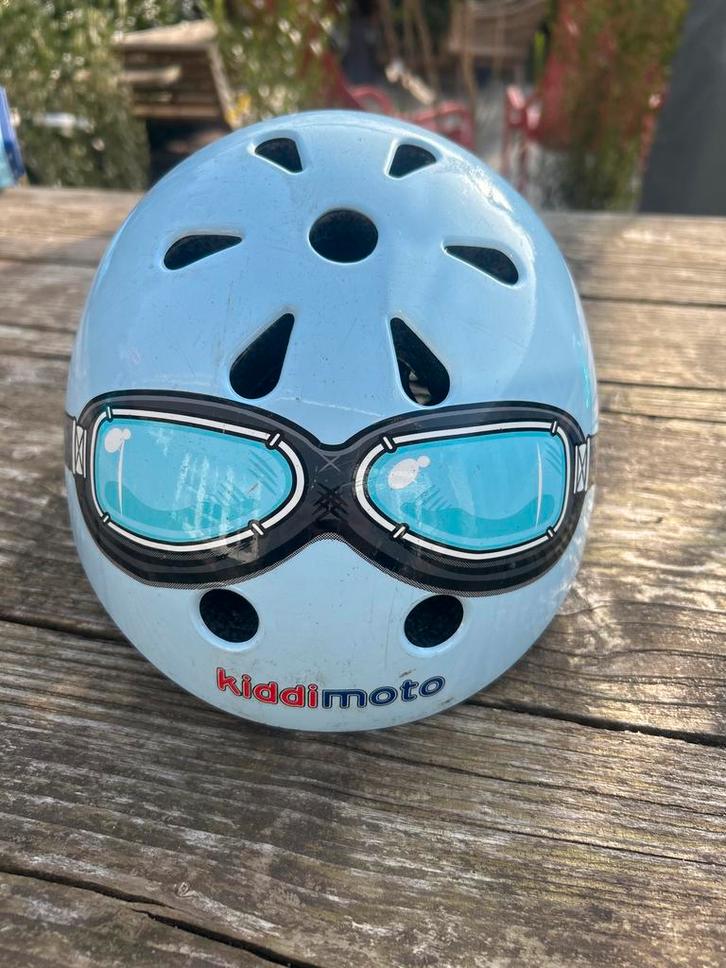 Kinderhelm Kiddimoto - Blauw met Bril Design, Fietsen en Brommers, Fietsaccessoires | Fietshelmen, Gebruikt, Jongen of Meisje