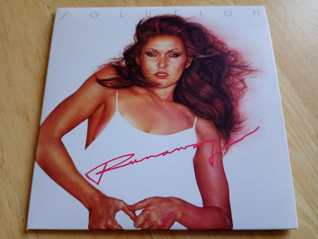 CD Solution - Runaway + 2 extra tracks, Cd's en Dvd's, Verzenden, Zo goed als nieuw, Poprock