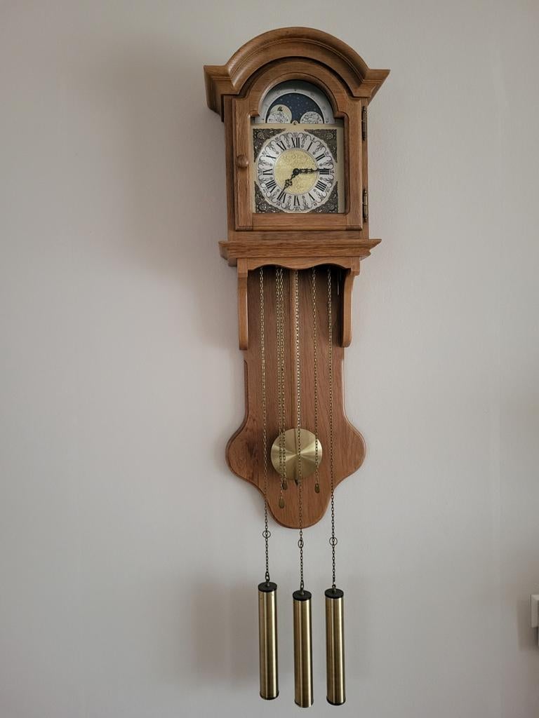 Goed onderhouden Brabantklok met Westminster slagwerk, Ophalen