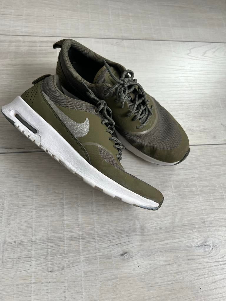 Nike Air Max Thea sneakers - Groen, Kleding | Dames, Ophalen of Verzenden, Gedragen, Groen, Sneakers of Gympen