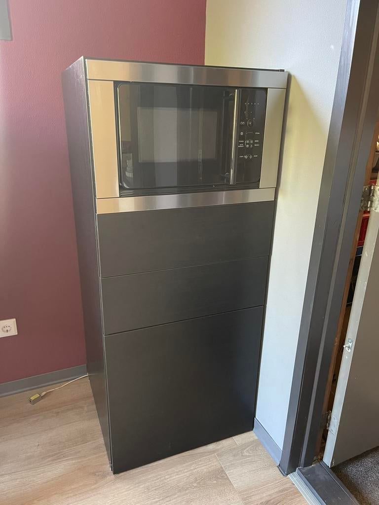 Inbouw magnetron met meubel, Ophalen, Inbouw