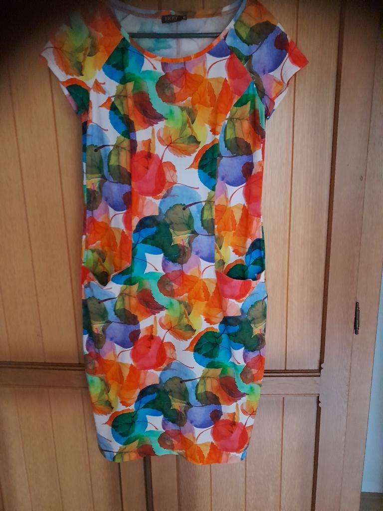 Jurk zomerjurk van Moq maat 38 travelstof., Kleding | Dames, Maat 38/40 (M), Moq, Ophalen of Verzenden, Zo goed als nieuw