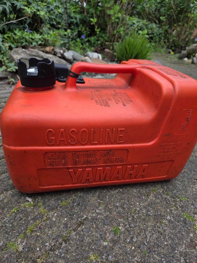 Yamaha 12 liter benzinetank, Ophalen, Gebruikt, Motor en Techniek, Motorboot