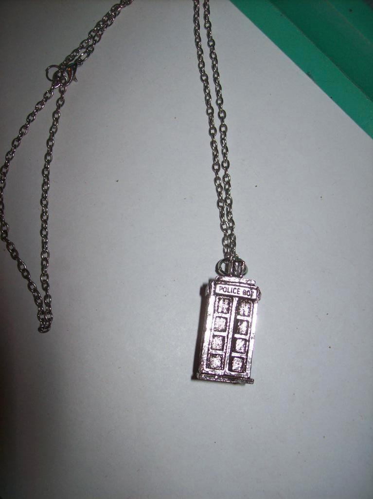 Ketting Zilverkleur Leuke Apart Police Box Hanger, Verzenden, Nieuw, Zilver, Overige materialen
