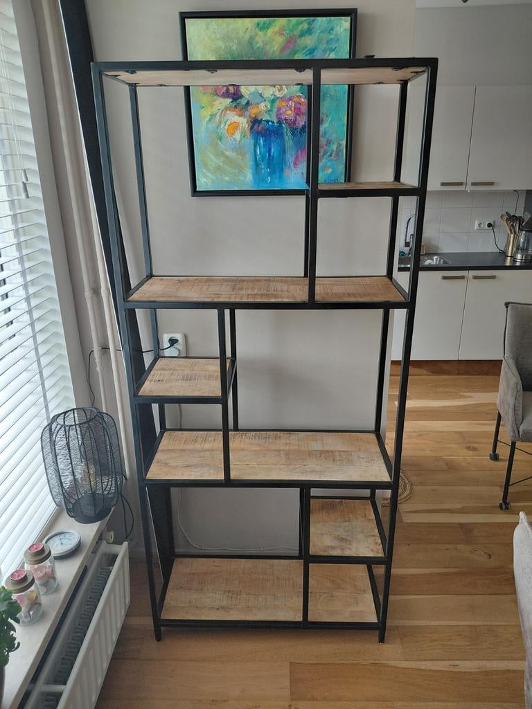 Metalen vakkenkast met acacia houten planken, Ophalen of Verzenden