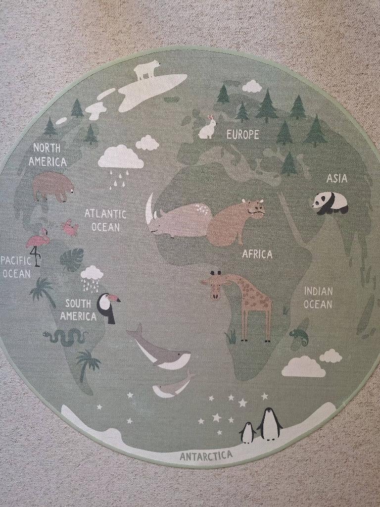 Rond katoenen vloerkleed jungle kinderkamer., Ophalen, Groen, Rond, Zo goed als nieuw