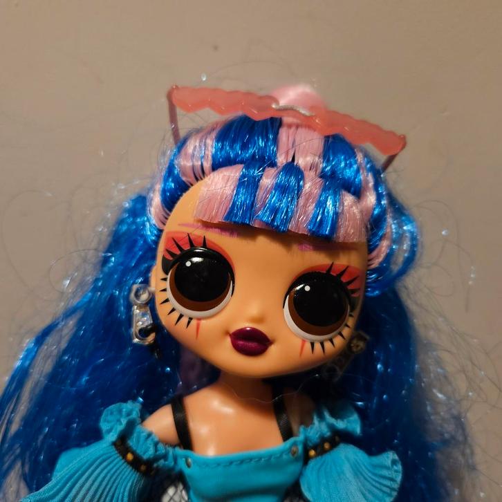 LOL Surprise OMG Doll Prim - Queen, Kinderen en Baby's, Speelgoed | Poppen, Zo goed als nieuw, Barbie, Ophalen of Verzenden