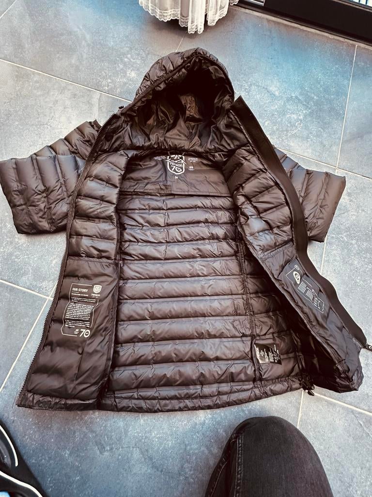 Zwarte Tenson Dames Jas - Maat M, Kleding | Dames, Jassen | Winter, Zo goed als nieuw, Maat 38/40 (M), Zwart, Ophalen of Verzenden