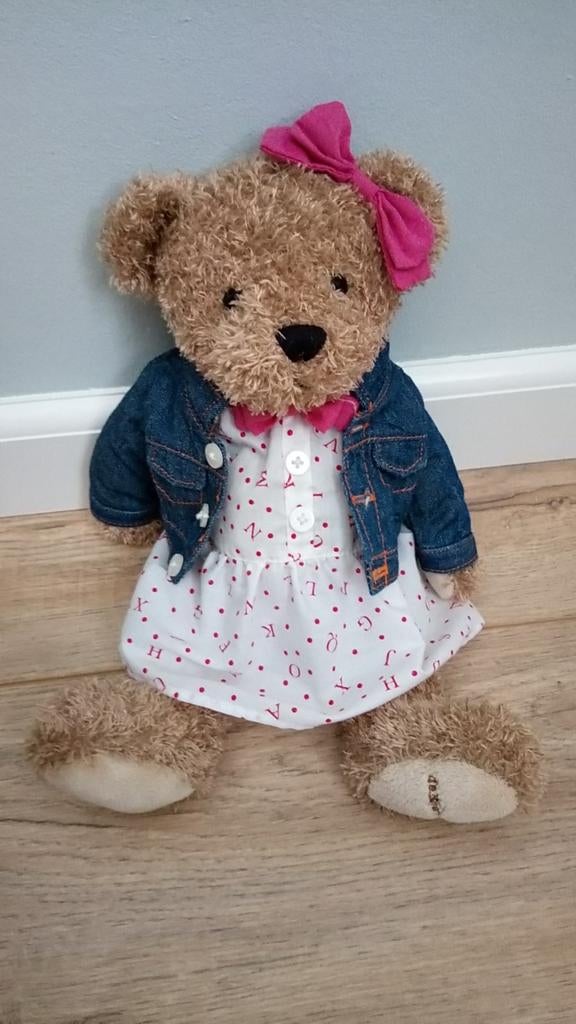 Beer met leuke kleertjes NIEUW, Ophalen of Verzenden, Nieuw, Stoffen beer, Overige merken