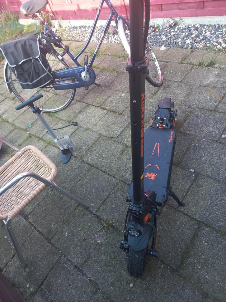 Te koop aangeboden elektrische step, Fietsen en Brommers, Steps, Zo goed als nieuw, Elektrische step (E-scooter), Ophalen