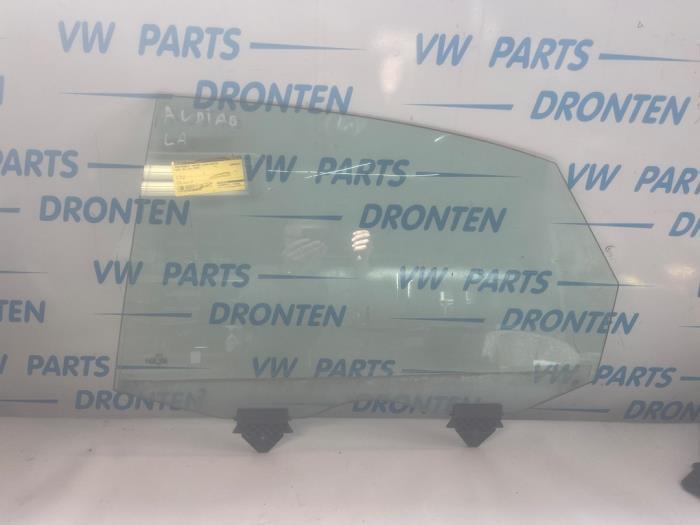 Portierruit 4Deurs links-achter van een Audi A8