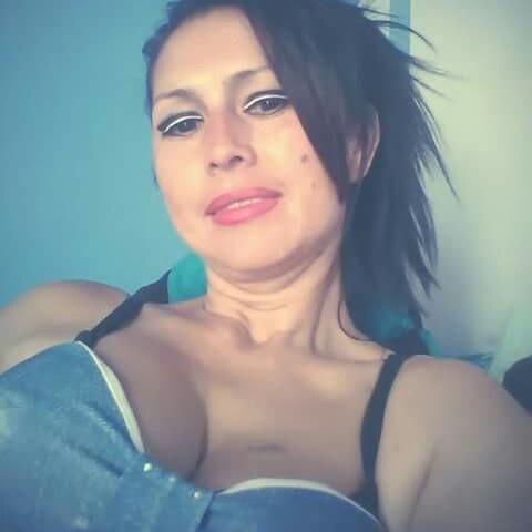 Ben jij energiek en wil je er nog graag op uitgaan, Contacten en Berichten, Vrouw zoekt Man