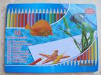 NIEUW 30 KLEURPOTLODEN metalen DOOS Demo Creations colour, Ophalen of Verzenden, Nieuw, Potlood of Stift
