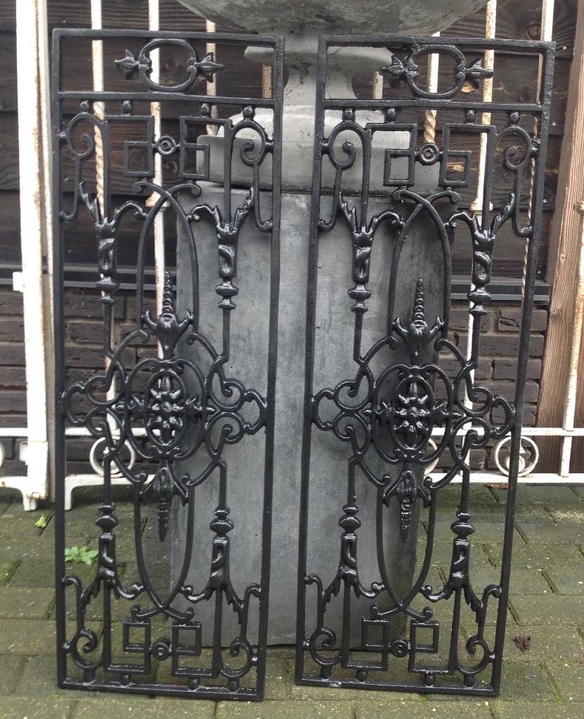 Gietijzeren deurrooster nostalgisch enkel nieuw., Antiek en Kunst, Curiosa en Brocante, Ophalen of Verzenden