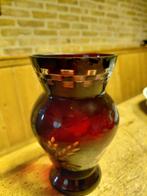 Glazen  .donkerrode vaas.Boheems., Ophalen of Verzenden
