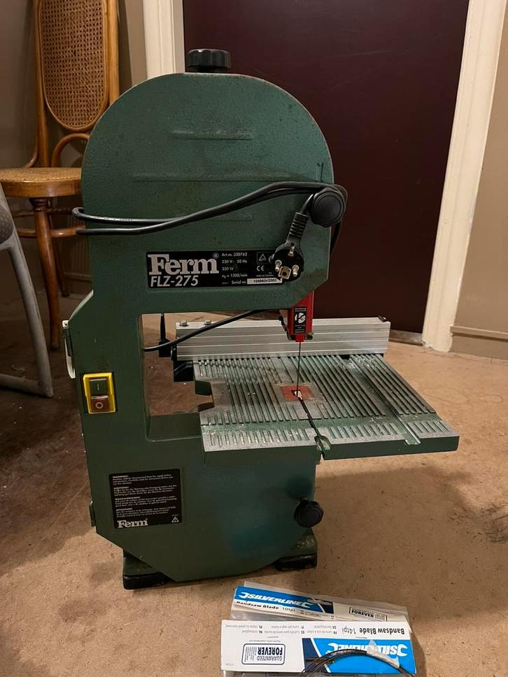 Ferm FLZ-275 lintzaag, Doe-het-zelf en Verbouw, Gereedschap | Zaagmachines, Gebruikt, Lintzaag, Minder dan 600 watt, 70 mm of meer
