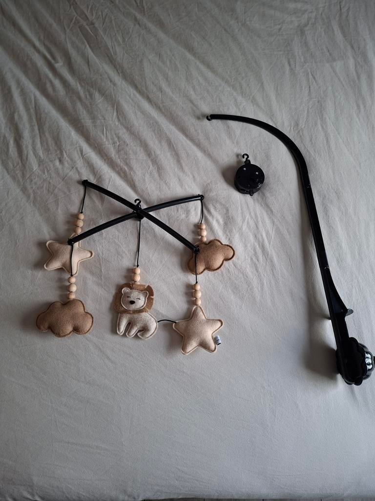 Muziekmobiel Tante Jenn, Kinderen en Baby's, Boxen, Ophalen, Zo goed als nieuw, Rond