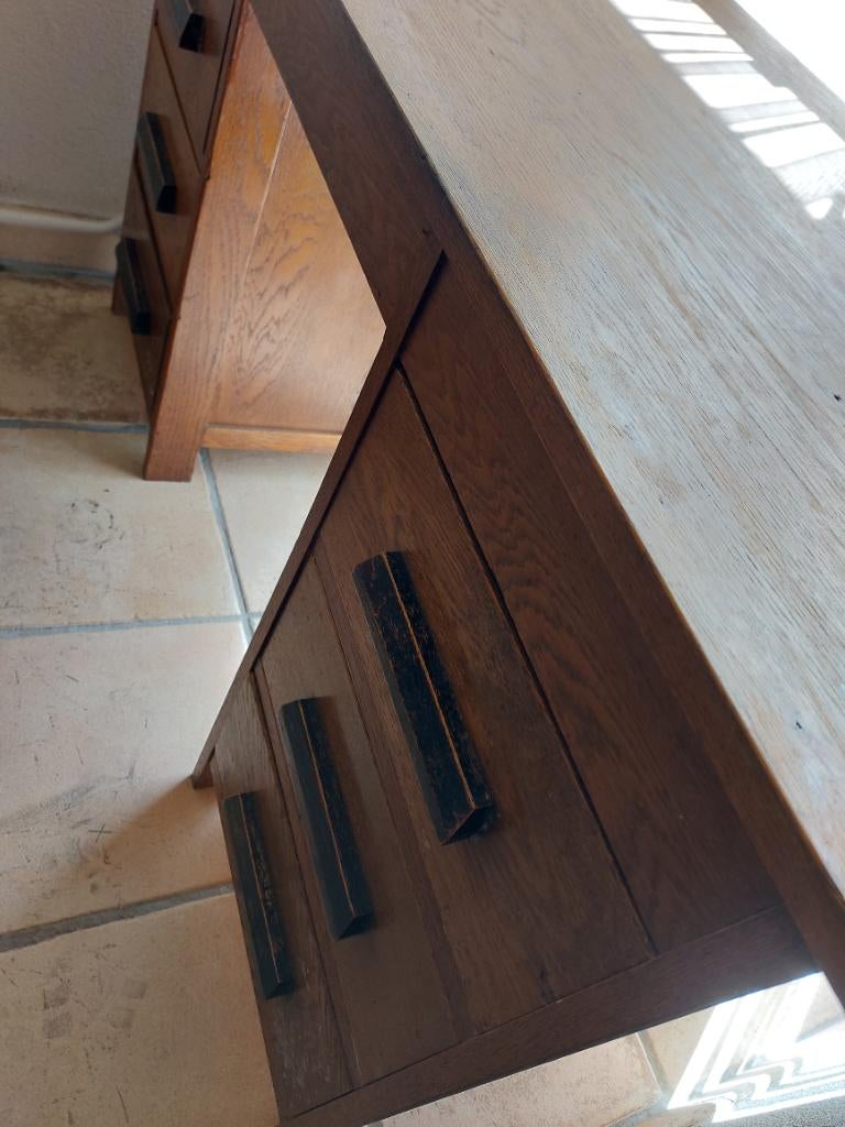 Antiek schoolbureau, Ophalen