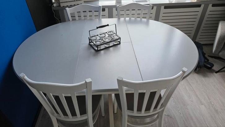 Ronde uitschuifbare eettafel met 4 stoelen, Huis en Inrichting, Tafels | Eettafels, Gebruikt, 100 tot 150 cm, 100 tot 150 cm, Vier personen