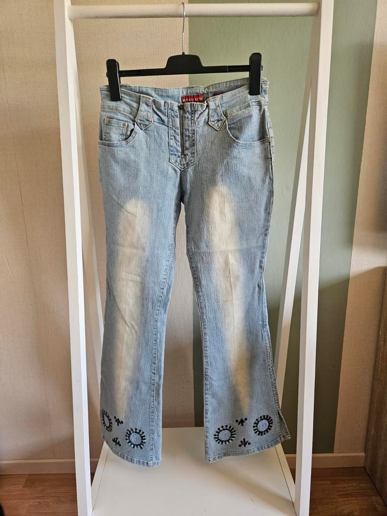 Unieke Miss Valesi jeans - maat 12, Kleding | Dames, Spijkerbroeken en Jeans, Gedragen, Overige jeansmaten, Blauw, Ophalen of Verzenden